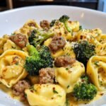 Creamy-Garlic-Parmesan-Tortellini-with-Sausage-and-Broccoli