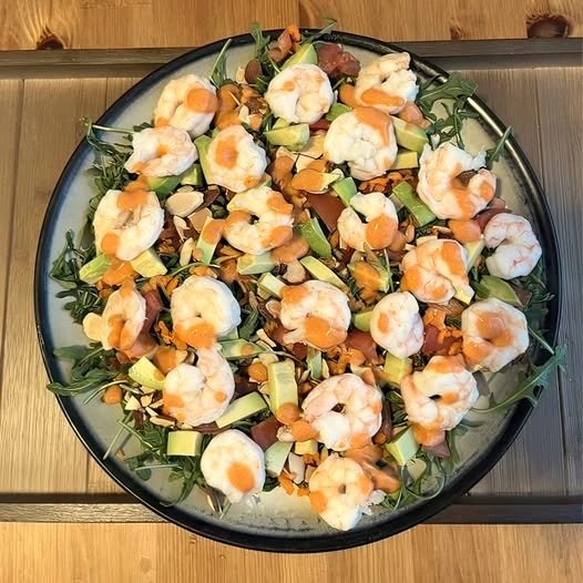 Shrimp-&-Avocado-Salad-with-Spicy-Dressing